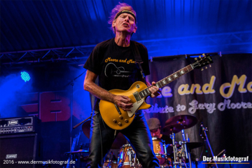 Bernd Koegler playing Gary Moore's original Gibson Les Paul Goldtop